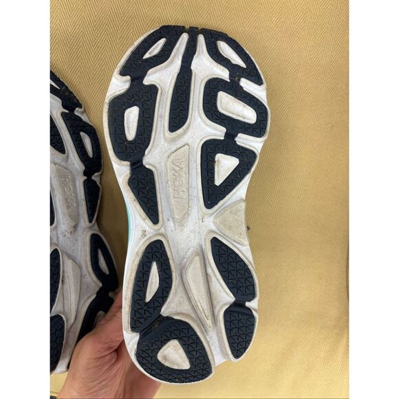 Nearly NEW Women's Hoka Bondi 8, $115 Sz 7 - Picture 8 of 8